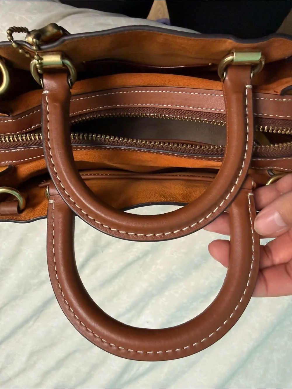 Coach Pebbled rouge 25 in papaya orange